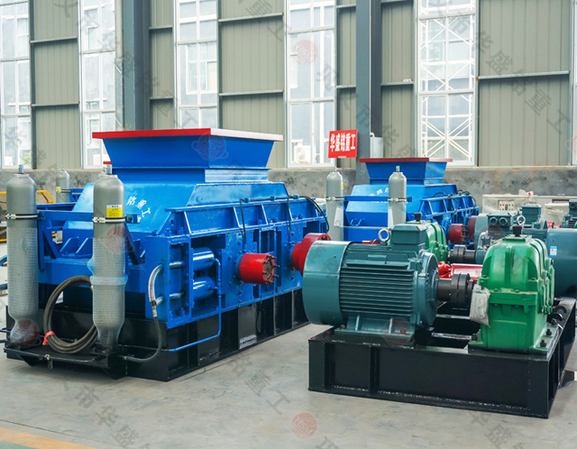 雙輥制砂機(jī)_雙輥制砂機(jī)價(jià)格,雙輥制砂機(jī)型號,雙輥制砂機(jī)視頻,雙輥制砂機(jī)輥皮1