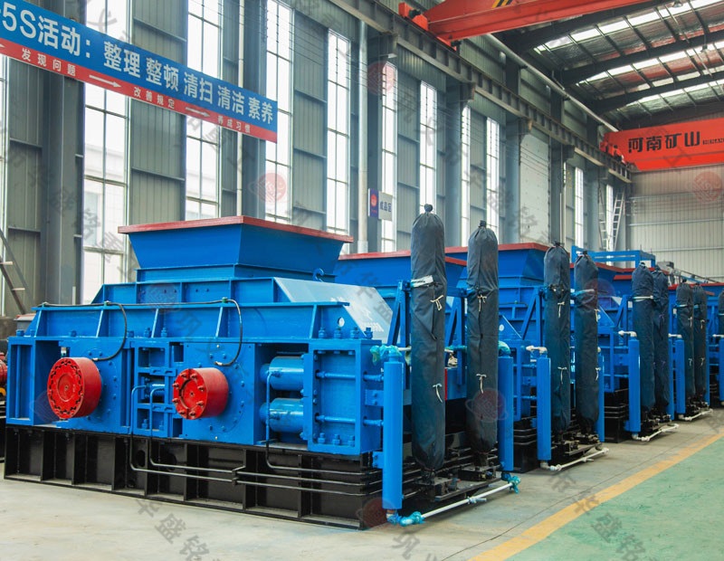 時(shí)產(chǎn)200噸的對輥制砂機(jī)型號(hào)_什么價(jià)格？